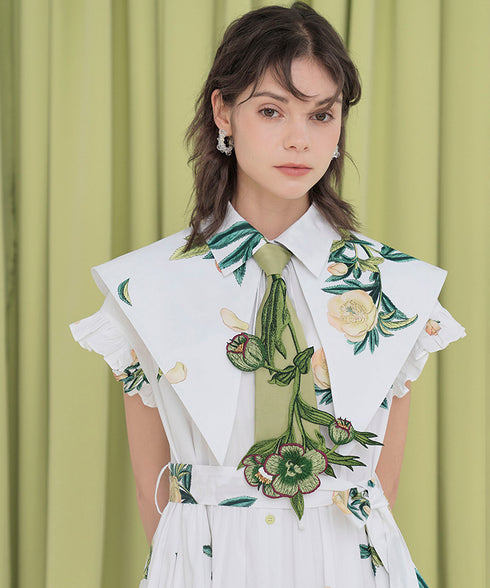 Flower Break Collar